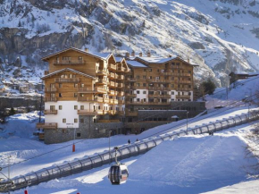 Apartment in a Chalet directly on ski slope